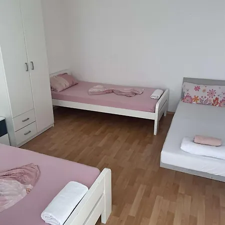 Amela Apartment *